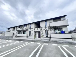 グランヴィラージュの画像