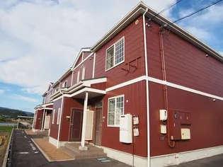 ヴィラ やすらぎ【2階】の外観