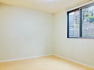 アーバンライフ M5【1階】の寝室