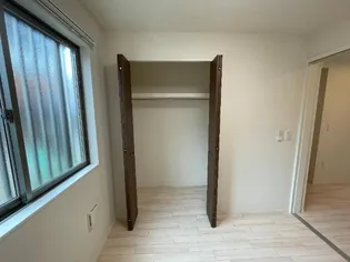 ブルースター【1階】の内装