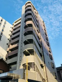 ラドーニ清水【10階】の外観