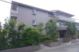 ベレーサ本山(旧ジェイスクエア本山)【3階】の外観