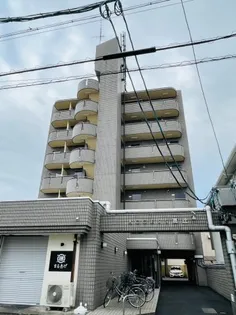 アクセス高辻【3階】の外観