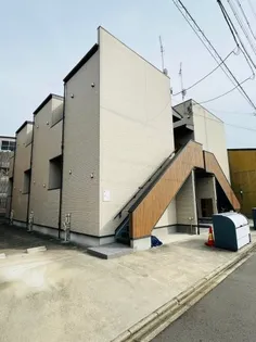 Kiino【2階】の外観