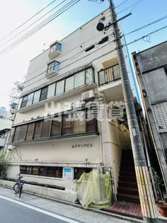 泉グランドビル【4階】の外観