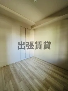 オープンレジデンシアTHE MID FORT【2階】の居間