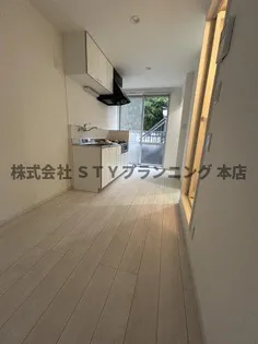 第1三駒ハイツ【1階】の居間