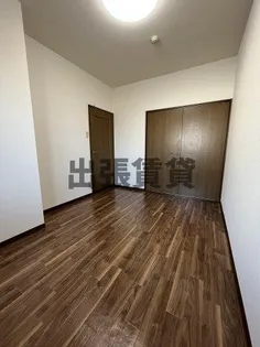 プロビデンス日比野【1階】の居間