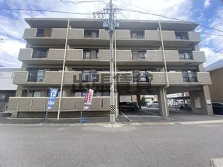 グリーンヒル岡弥【3階】の外観