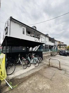 シャトウ山田【2階】の外観