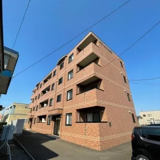 プロージェ亀田港【4階】の外観
