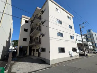 根岸マンション【401号室】の外観