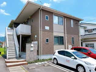 シャーメゾンけやき通りの画像