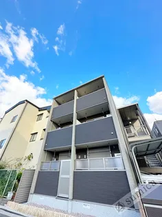 カーサ・オストロ【3階】の外観