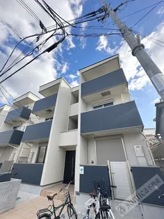 ラージヒル長瀬WEST【2階】の外観