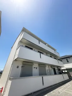 レフィナードカルチェ A棟【1階】の外観