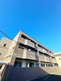 パインクレスト【3階】の外観