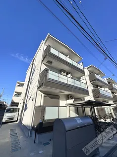 F ASECIA CROWNの画像