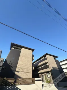 フォレストメゾン南鴻池【2階】の外観