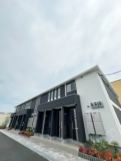 レジリエンス【1階】の外観