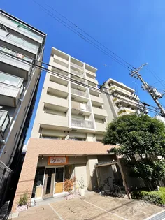 ラパン・ブラン【6階】の外観