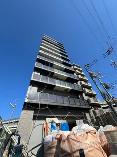 アドバンス大阪アネラ【3階】の外観