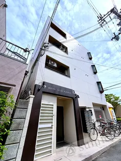 ロイヤルシード小阪【2階】の外観
