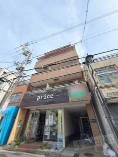 グランドサーパス【2階】の外観