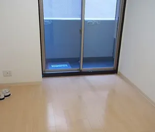 エステムプラザ神戸三宮ルクシア【7階】の居間