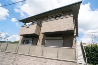 ミリカ・ルブラ Ⅱ【202号室】の外観