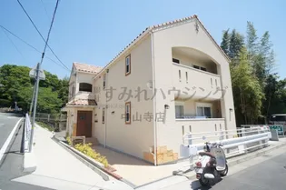 MAISON DE CERISIER メゾンセリゼの画像