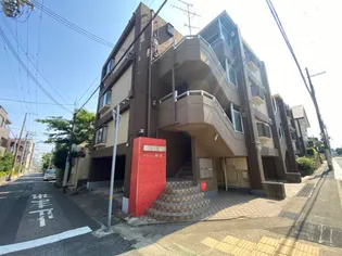 ベルシェ岡本【1階】の外観