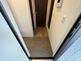 cuore魚崎【3階】の玄関