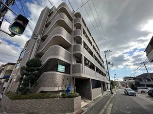 パインテール御影【3階】の外観