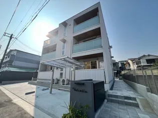バレンティア【2階】の外観