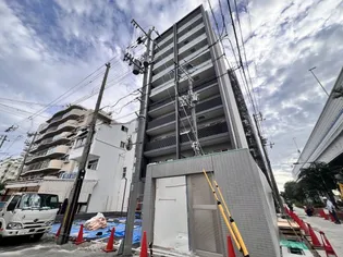 ファーストフィオーレ東灘【4階】の外観