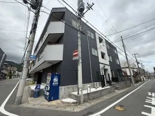 シャンテ本山【3階】の外観