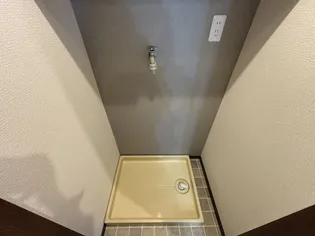 ドール魚崎【2階】の玄関