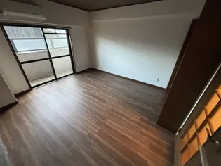 ドール魚崎【2階】の内装