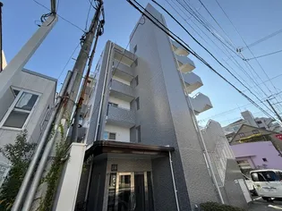 コンブリオアダチの画像