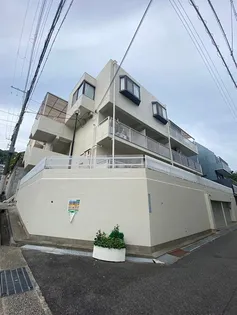 兵庫県神戸市中央区熊内町8丁目【マンション】の外観