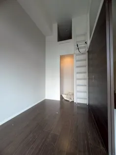 One Paseo【2階】の寝室