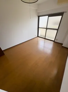 ベイヒルズジェームス山【2階】の居間