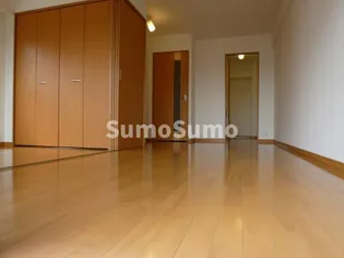 レジディア博多東【4階】の居間