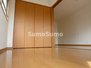 レジディア博多東【4階】の寝室