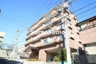 シャン・クラージュ【3階】の外観