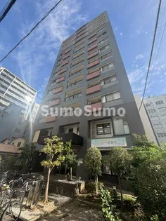 グラスホッパー【3階】の外観