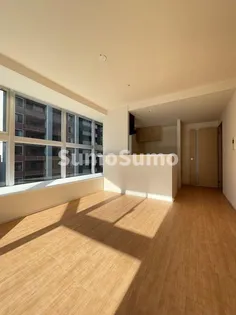 KDXレジデンス大濠ハーバービュータワー【13階】の居間