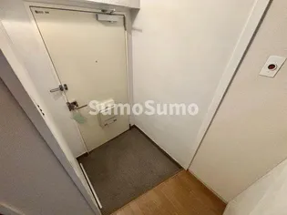 松が丘住宅12号棟の玄関