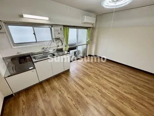 松が丘住宅12号棟の居間